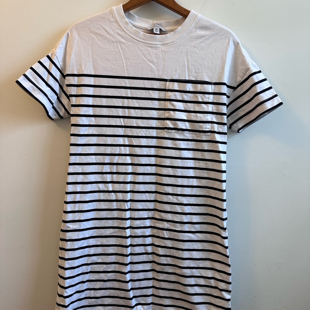 Evereve Emersyn Dress, Black And White Stripes, 100% Pima Cotton, XS